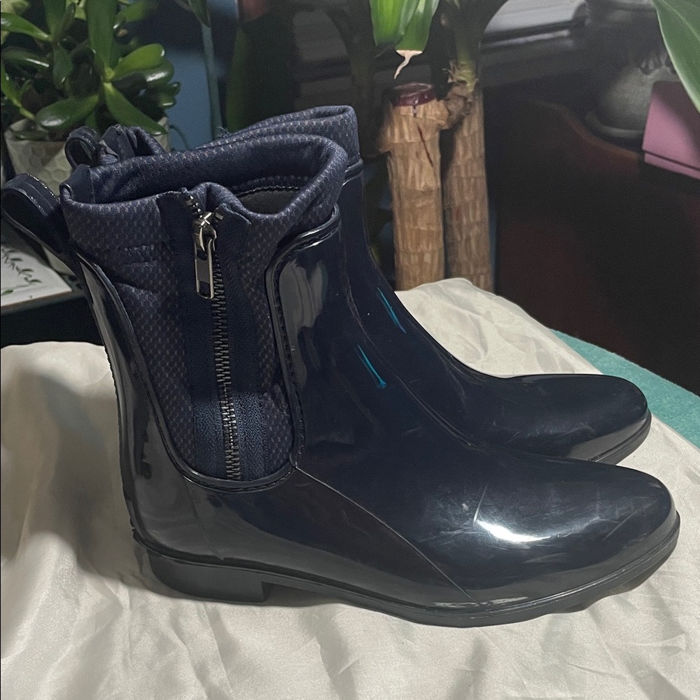 Nine West Cooper 3 Rain Bootie In Navy Blue Rubber